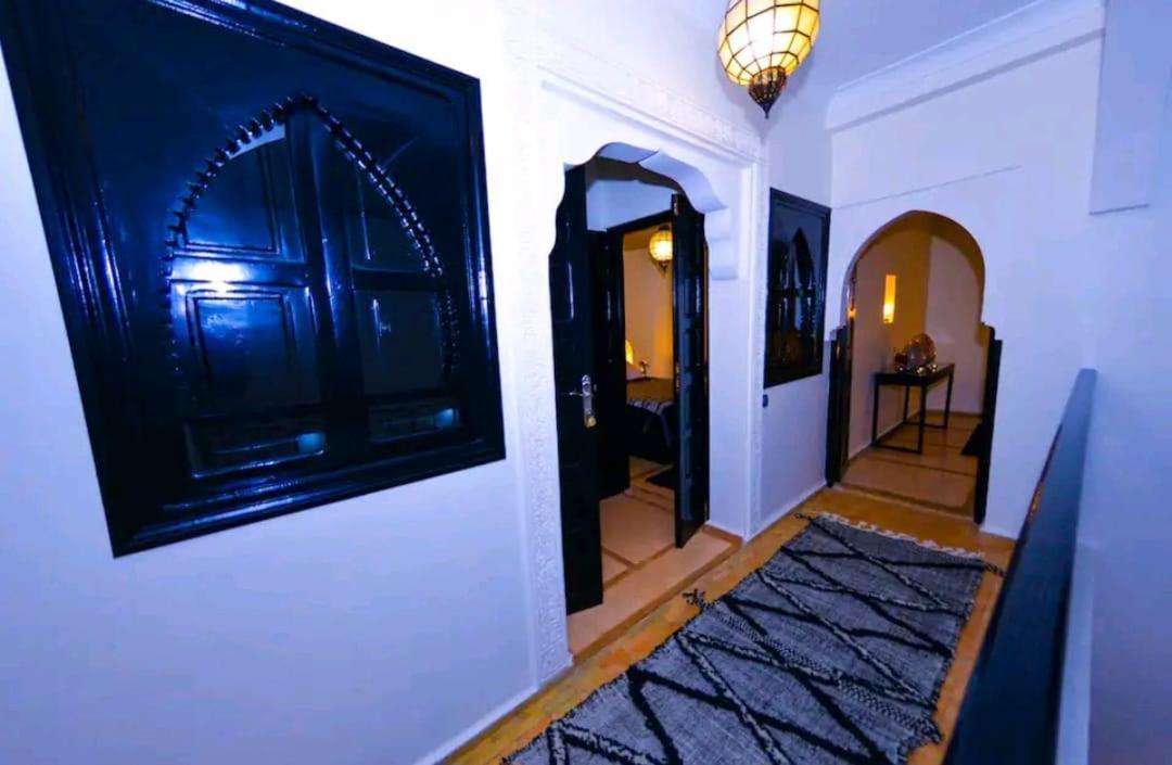 Des Ours Riad *