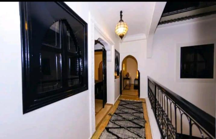 Des Ours Riad *